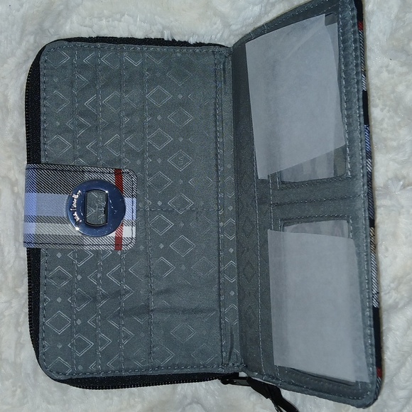 Vera Bradley Cotton Turn Lock Wallet w/RFID Protection - Picture 4 of 13